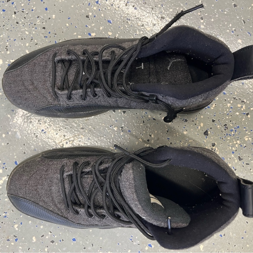 Jordan all grey retro’s